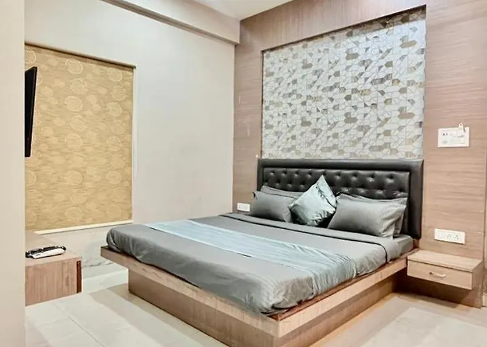 Hotel Evanka By Navvarsh